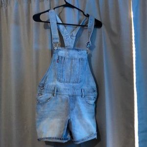 Levi’s overalls